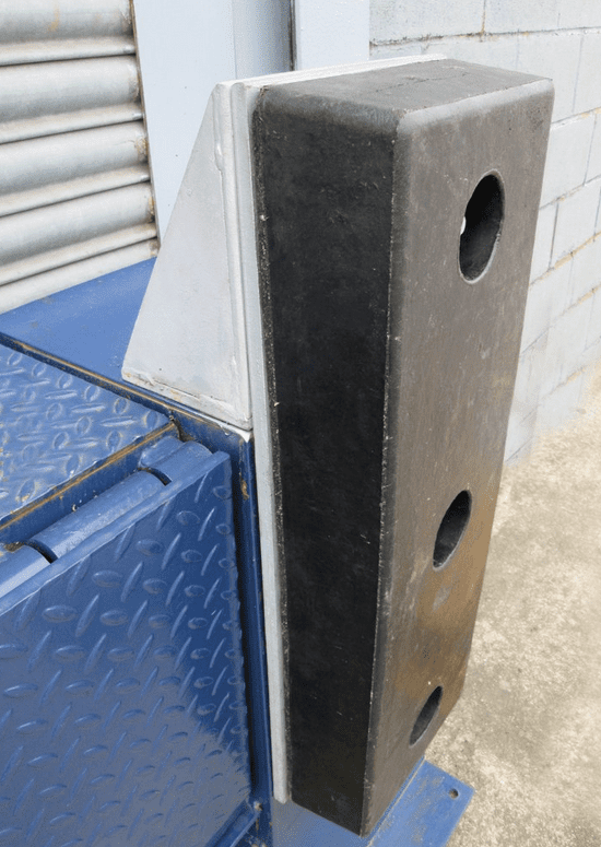 Rubber Ramp Bumper R006 with Frame